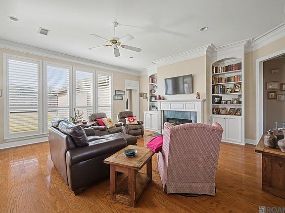 3rd image of 12526 Heversham Ave