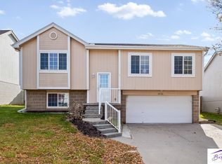 18731 W St, Omaha, NE 68135