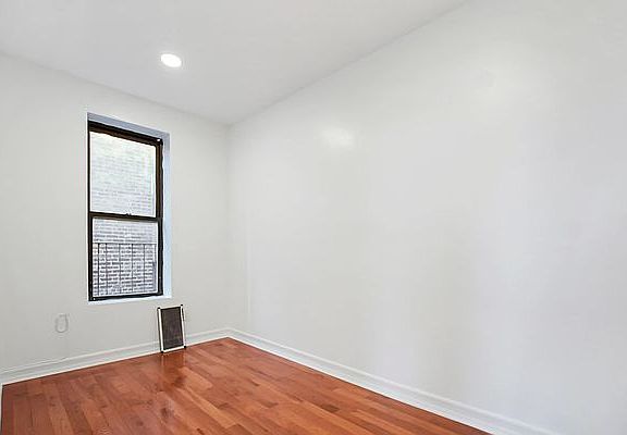 5th image of 501 W 167th St APT 15