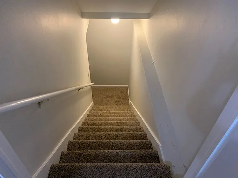 1116 S Park Ave — Photo 18