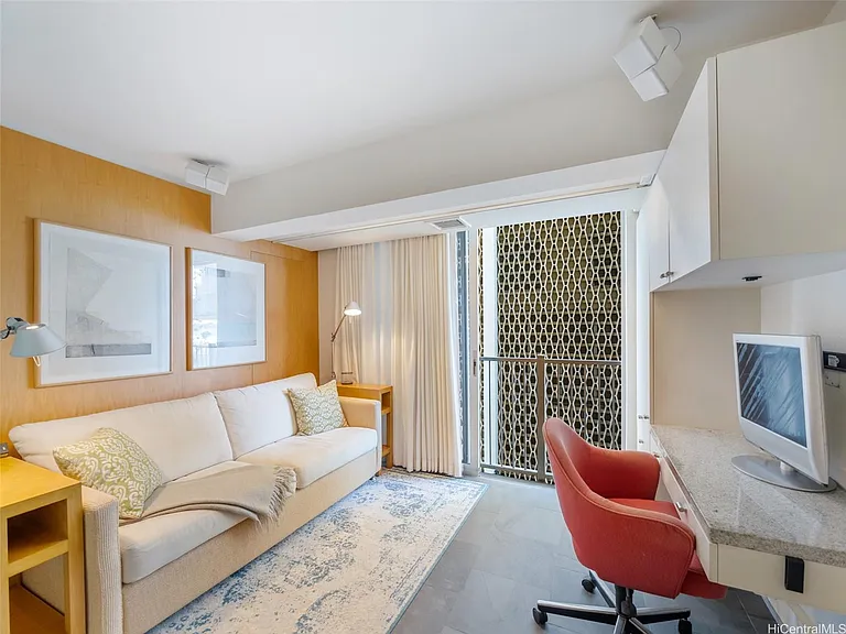 3015 Kalakaua Ave #401 — Photo 14