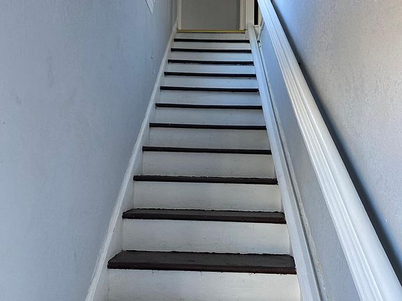3rd image of 1309 Prentis Ave APT 2