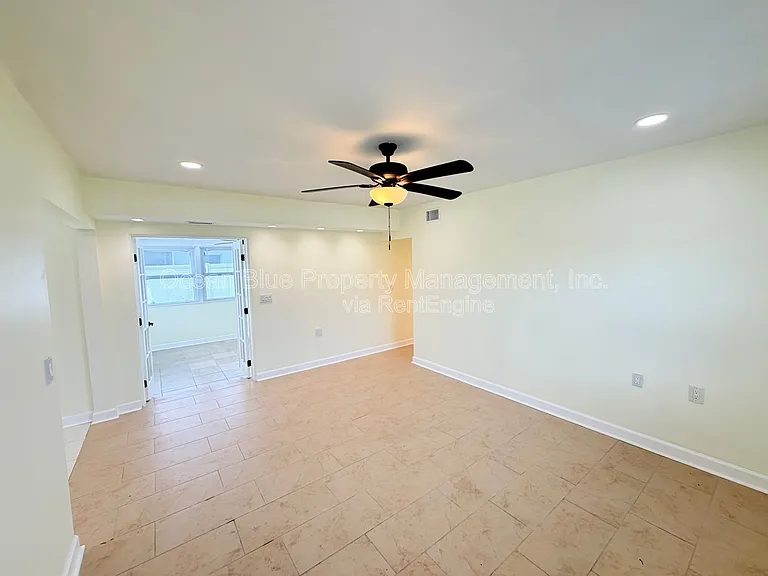 1000 Bay Pine Blvd — Photo 5