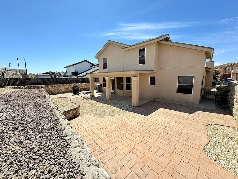 6404 Kenmore — Photo 24