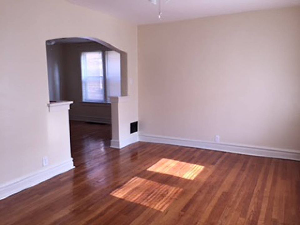 2nd image of 6015 Carlsbad Ave