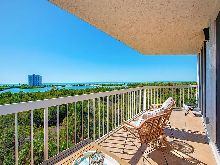 5501 Heron Point Dr #503 — Photo 6