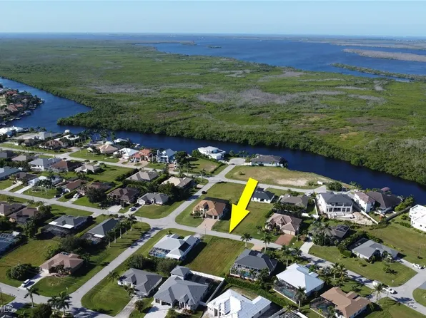 2713 SW 29th Pl, Cape Coral, FL 33914