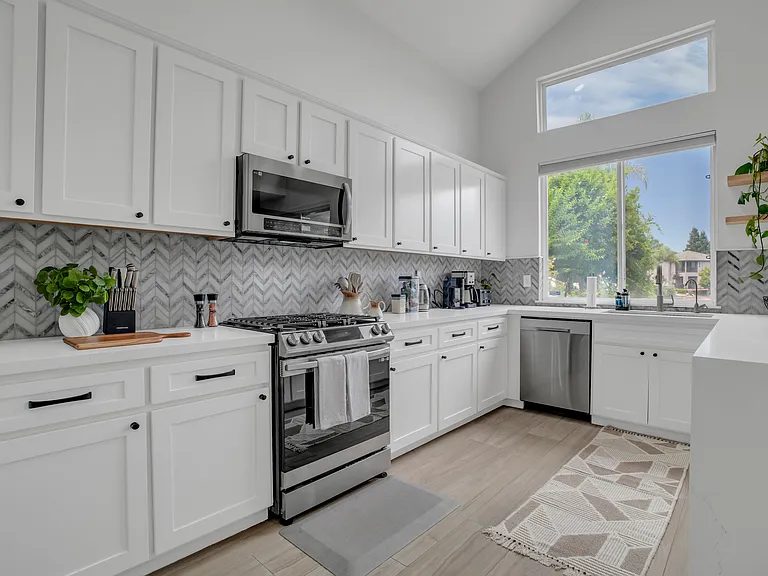 3437 Mesa Verde Cir — Photo 12