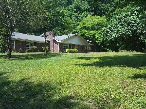 2nd image of 1256 E Piedmont Rd