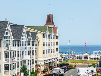 are dogs allowed on long branch boardwalk