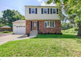 7202 Derousse Ct, Pennsauken, NJ 08110