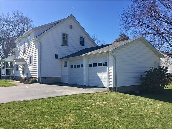 4th image of 6208 Bennett St