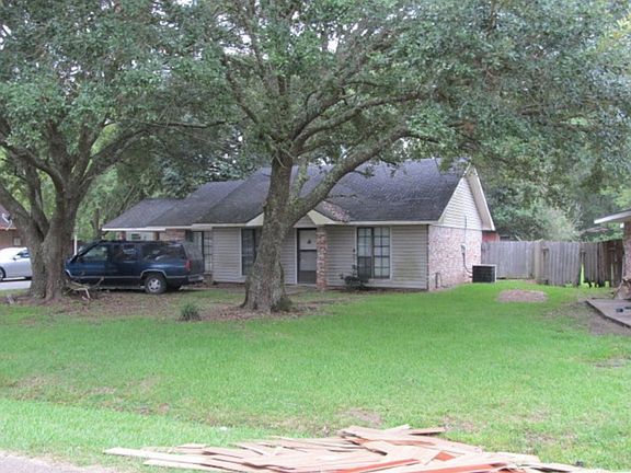 2nd image of 14851 Bluff Creek Dr