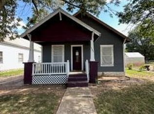 1203 W 9th St, Coffeyville, KS 67337