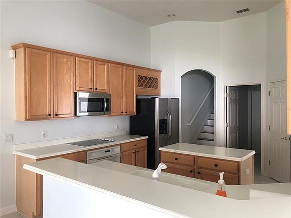 5th image of 2209 Stillington St