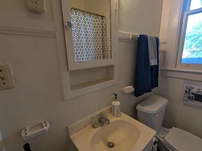 1130 S Lawrence St #1130 — Photo 11