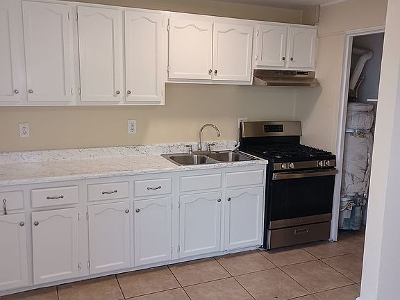 4th image of 17657 McWethy Dr #B