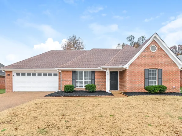 5311 Water Point Dr, Memphis, TN 38141