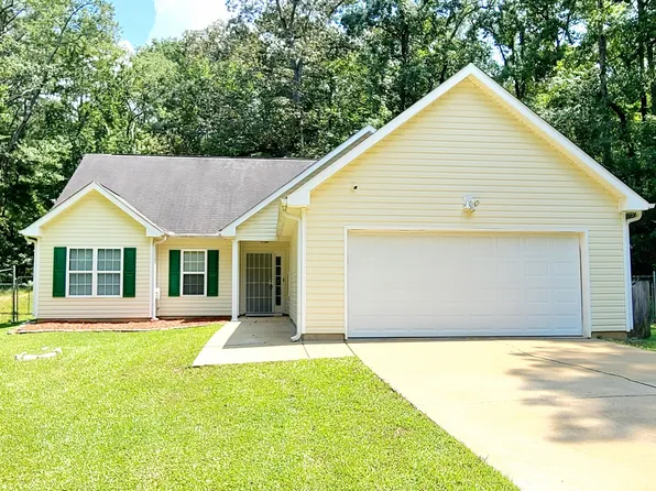 35 Bob Brewster Rd, Newnan, GA 30263