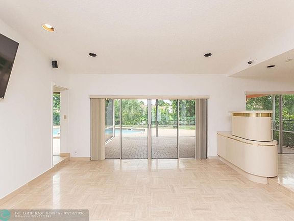 2nd image of 5305 Sago Palm Blvd