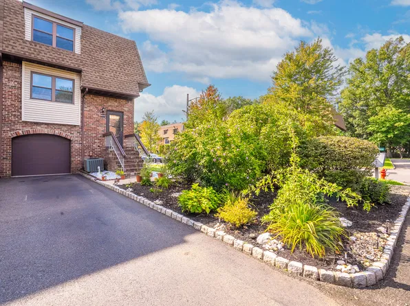 6005A N Oaks Blvd, North Brunswick, NJ 08902