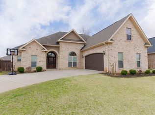 105 Oxfordshire Ct, Warner Robins, GA 31088