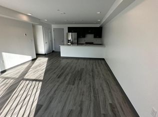 11 Dana Ave APT 304, Hyde Park, MA 02136