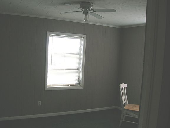 5th image of 1115 W Ventura Ave