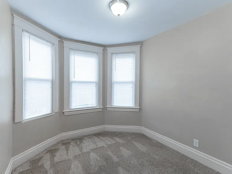 1609 Westfield St — Photo 32