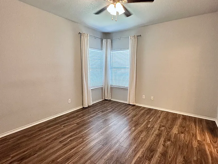 3403 Alonzo Flds — Photo 8