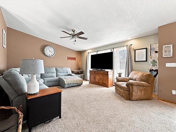 4th image of 3510 Roughlock Ln