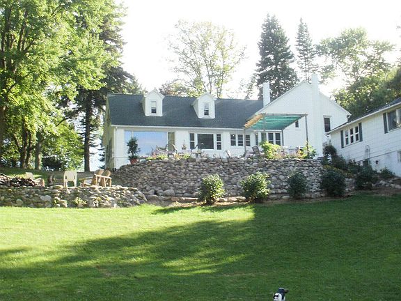 view of back of the house