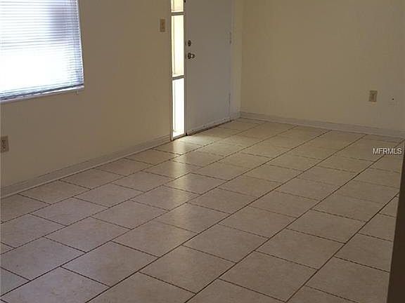 3rd image of 1045 Powersong St