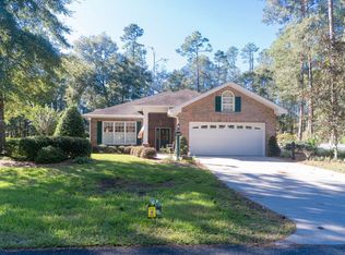 10287 Wildwood Cir, Dowling Park, FL 32064