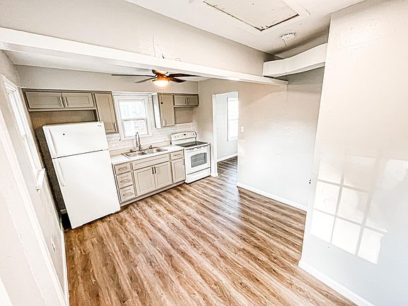 5th image of 521 S 9th St