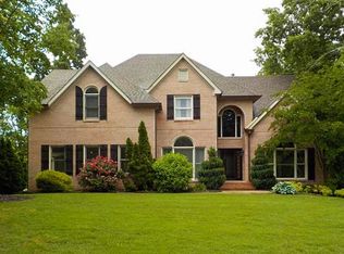 9007 Stoney Mountain Dr, Chattanooga, TN 37421