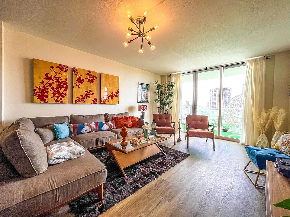 1st image of 19370 Collins Ave APT 824