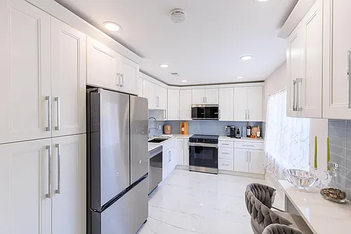 5241 Jog Ln Photo 1
