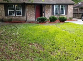 2136 Pearland Ave, Pearland, TX 77581