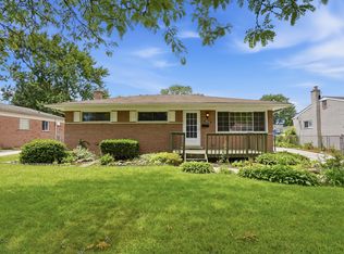35843 Rewa St, Clinton Township, MI 48035