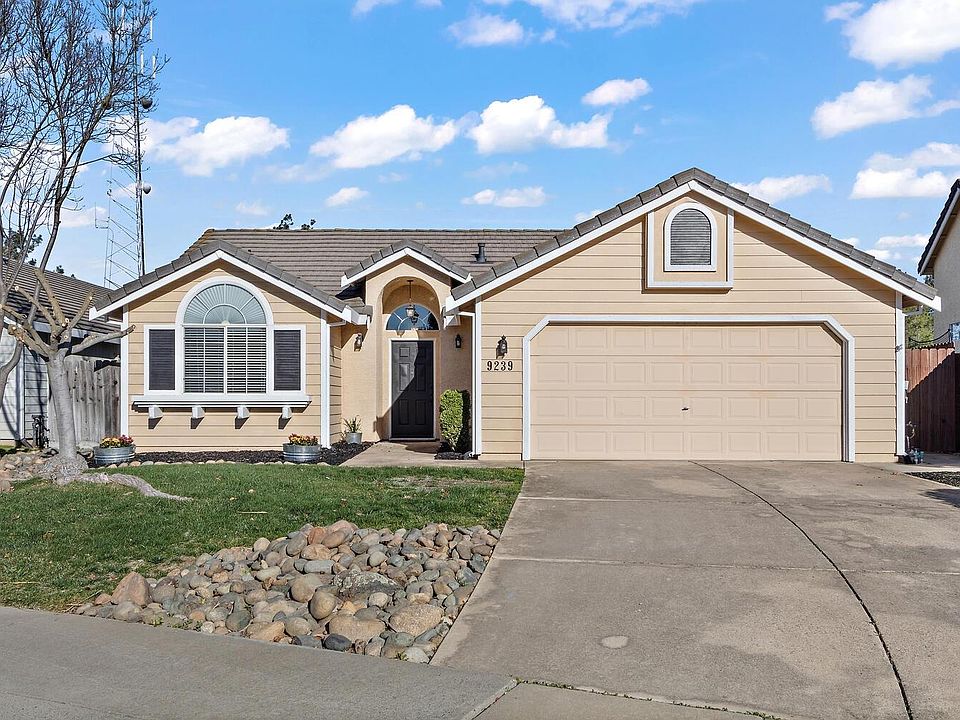 2nd image of 9239 Water Lilly Ct