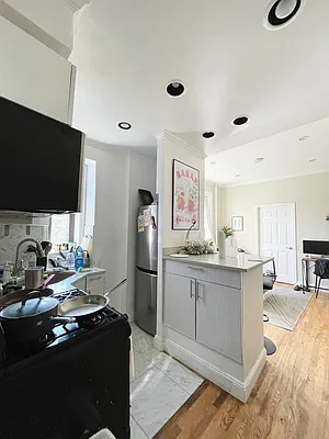 Rented by Oxford Property Group | media 18