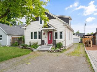 45 Ivy Ave, Saint Catharines, ON L2P 1Y4