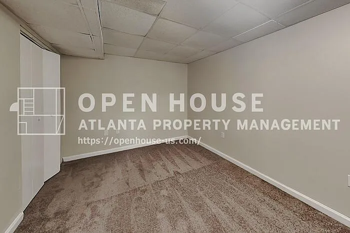 7769 Melanie Dr — Photo 17