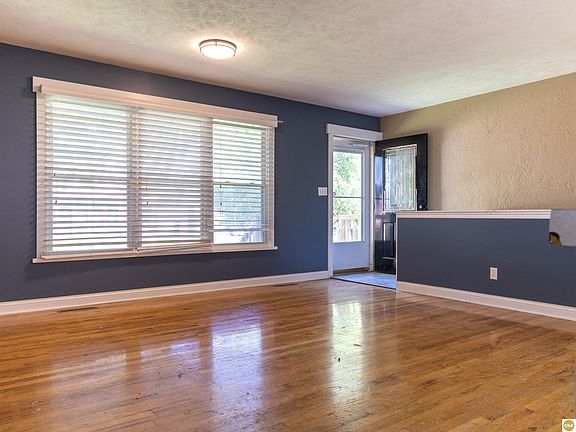 3rd image of 1201 Logan St