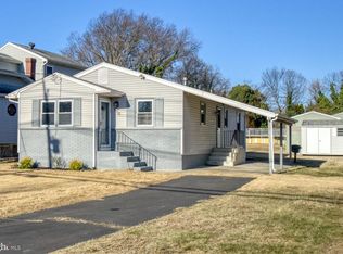 510 Davis Rd, Barrington, NJ 08007