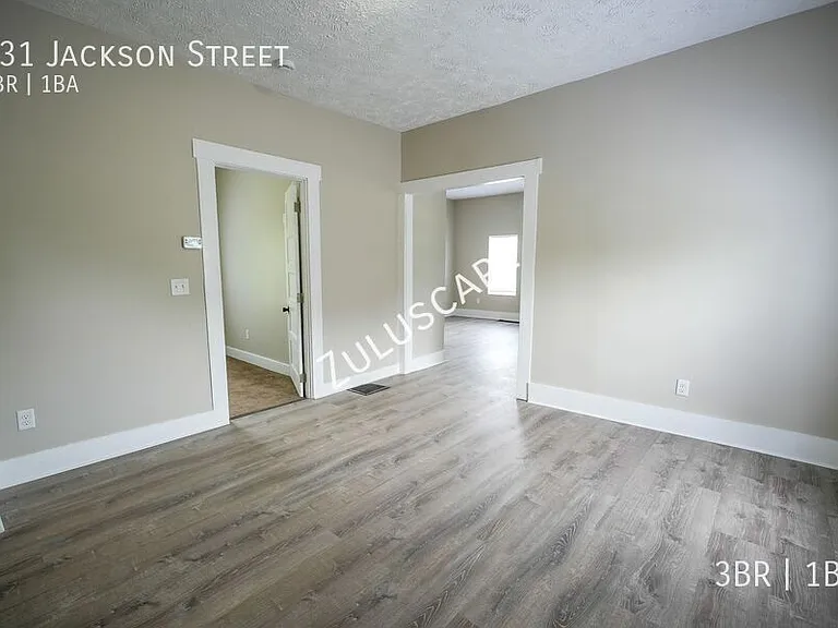 231 Jackson St — Photo 6