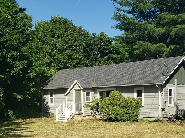 4 Russell Stage Rd, Blandford, MA 01008