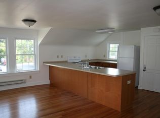 13868 Mayfield Rd #A, Chardon, OH 44024