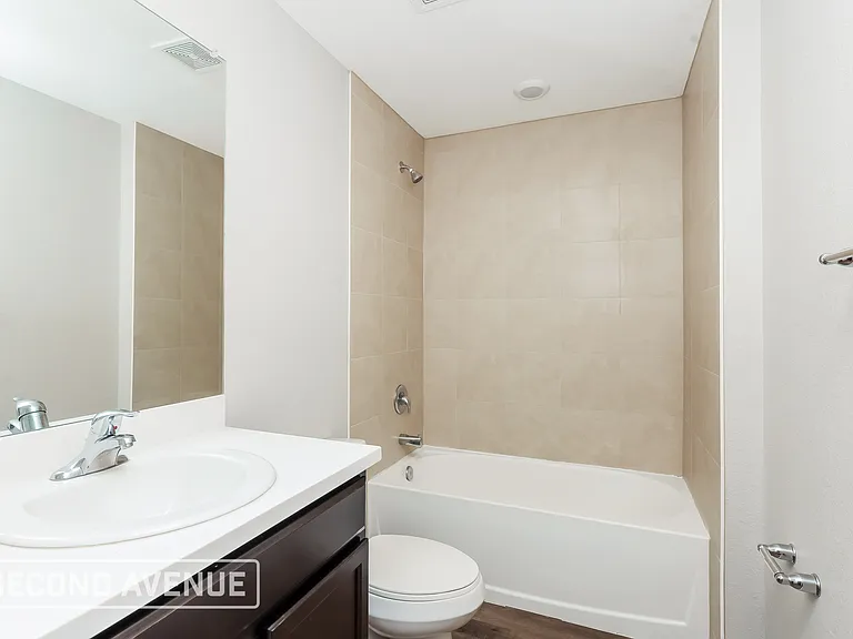 4934 Redwood Ter — Photo 17